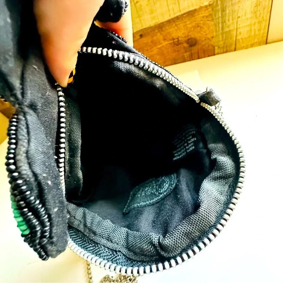 Circus by Sam Edelman Velma Beaded Pineapple Shape Hearts Chain Crossbody Purse - Picture 8 of 8